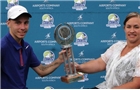 Lapthorne wins first Super Series title